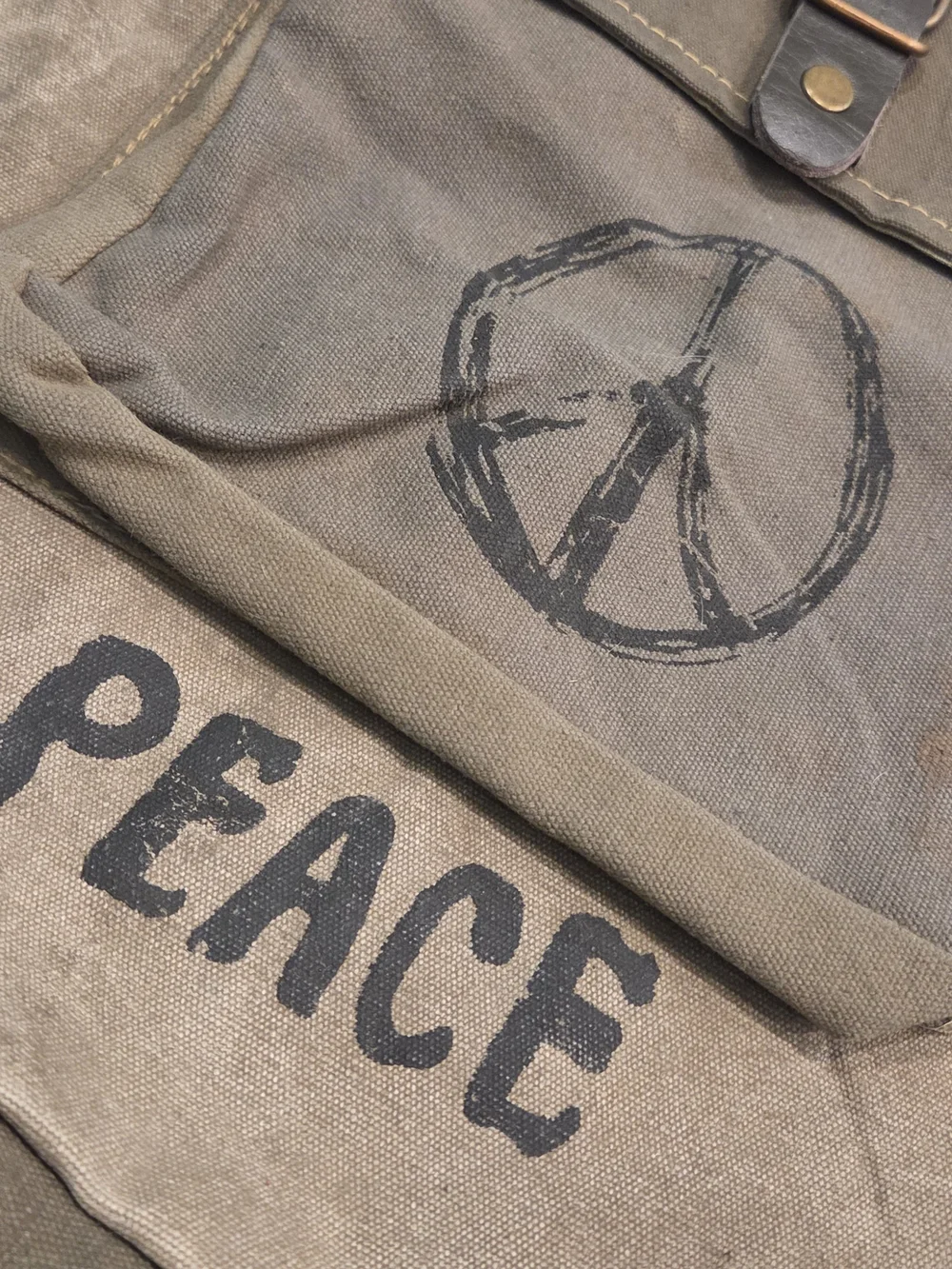 Vintage Addiction Messenger Crossbody Peace Bag